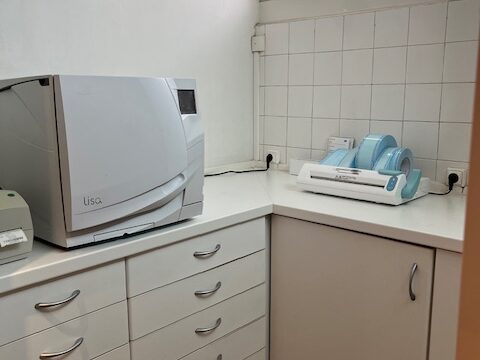 vente de 2 cabinets dentaires cause départ en retraite des 2 praticiens fin 2025