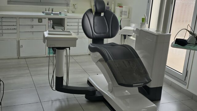 Cède cabinet dentaire Châteauneuf-les-Martigues